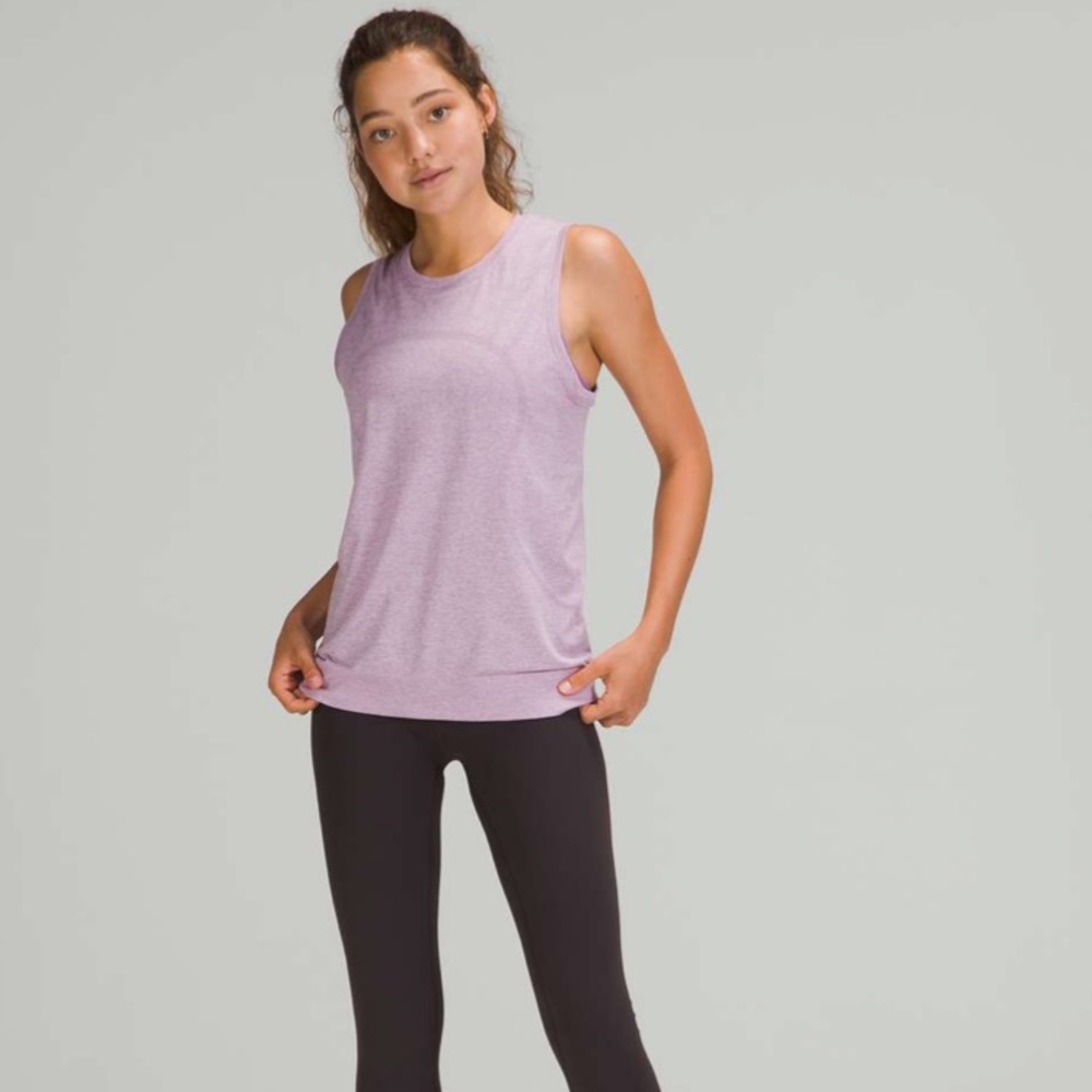 Lululemon swiftly breathe muscle tank